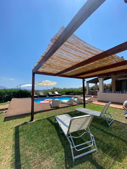 Georges Villa Galaxidi, Family, Pool And Garden Kültér fotó